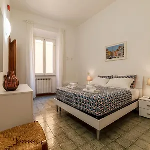 https://casa-dellarco.it-romehotels.com